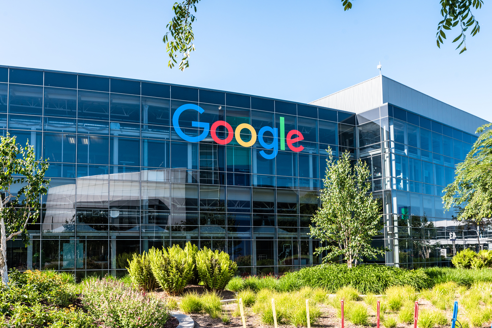 Internacional: Google Inc. Ofrece más de 900 Puestos de Trabajo en Diversas Áreas del Conocimiento